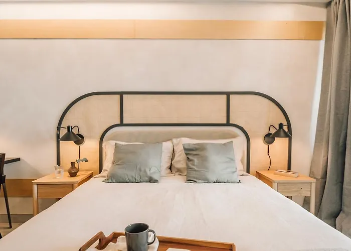 Figaro - 1 Bedroom And Balcony In Santo Antonio شقة