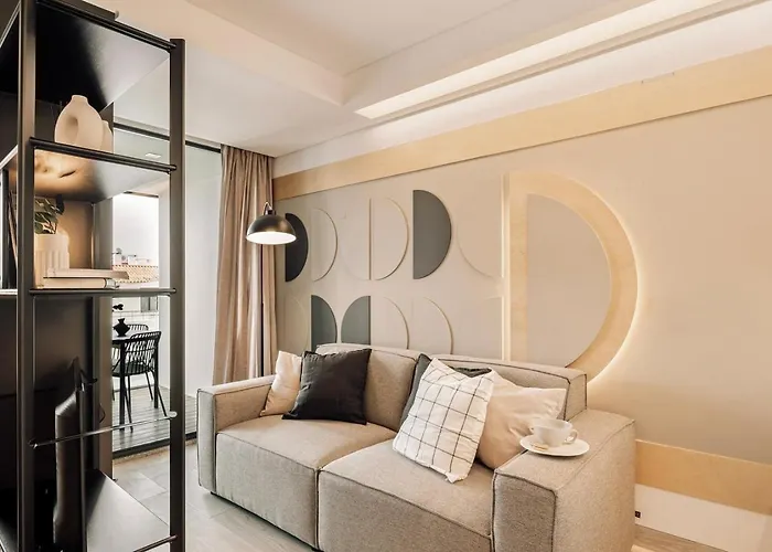 Figaro - 1 Bedroom And Balcony In Santo Antonio شقة *