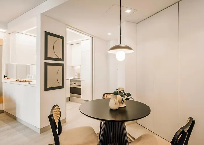 Figaro - 1 Bedroom And Balcony In Santo Antonio شقة *