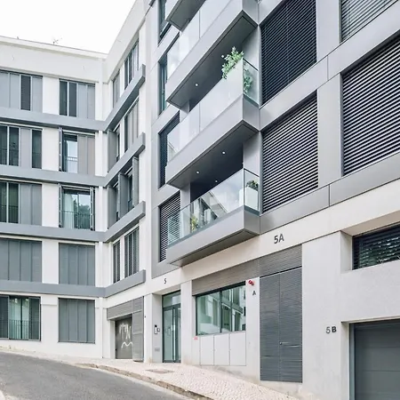 Figaro - 1 Bedroom And Balcony In Santo Antonio * ליסבון