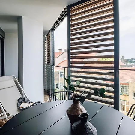 Apartment Figaro - 1 Bedroom And Balcony In Santo Antonio